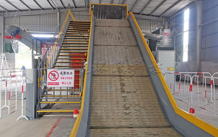 0616_1592276959118698.jpg 大件垃圾破碎處理成套設(shè)備2.jpg